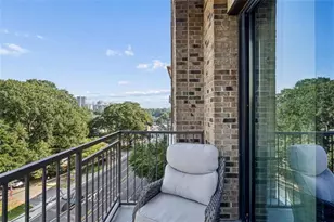 2233 Peachtree Rd NE, Atlanta, GA 30309 - Photo 29