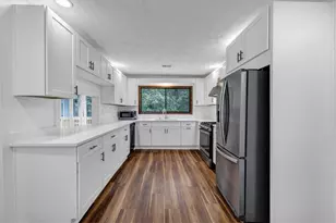 575 Periwinkle Dr, Roswell, GA 30075 - Photo 15