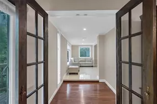 575 Periwinkle Dr, Roswell, GA 30075 - Photo 41