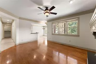 306 Vinings Walk, Gainesville, GA 30501 - Photo 13