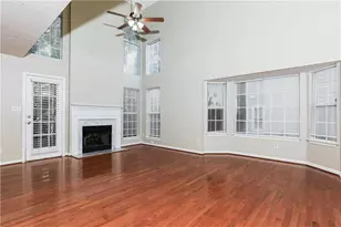 1281 Pointe Dr, Lawrenceville, GA 30044 - Photo 3