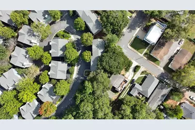 242 Carlyle Park Drive NE, Atlanta, GA 30307 - Photo 23