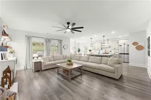 5785 Meadow Trace Ct, Jefferson, GA 30549 - Photo 5