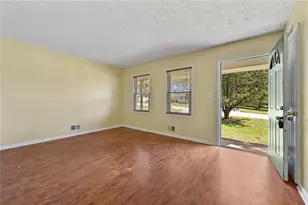 3354 Cheoah Dr, Douglasville, GA 30135 - Photo 5