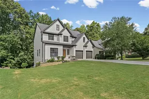 625 Kingsport Dr, Roswell, GA 30076 - Photo 3