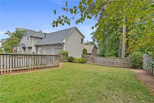 1055 Club Pl NE, Atlanta, GA 30319 - Photo 33
