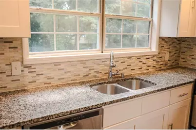1375 Richland Road, Atlanta, GA 30310 - Photo 11