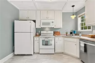 196 W Scott Ct, Fairmount, GA 30139 - Photo 9