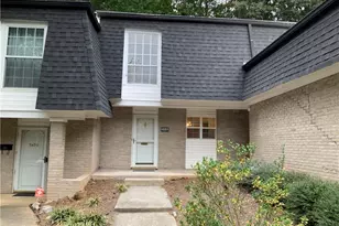 5440 Chemin De Vie, Sandy Springs, GA 30342 - Photo 1