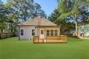 1735 Bolton Rd NW, Atlanta, GA 30318 - Photo 15