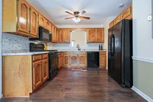 4814 Hillside Ct, Powder Springs, GA 30127 - Photo 11