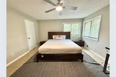 4579 Glenforest Drive NE, Roswell, GA 30075 - Photo 9
