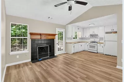 215 Pinehurst Drive, Stockbridge, GA 30281 - Photo 19