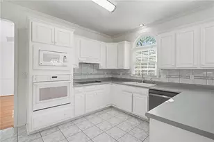 3984 Brookside Pkwy, Decatur, GA 30034 - Photo 11