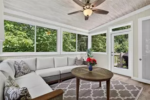 4850 Grandview Trace NE, Roswell, GA 30075 - Photo 9