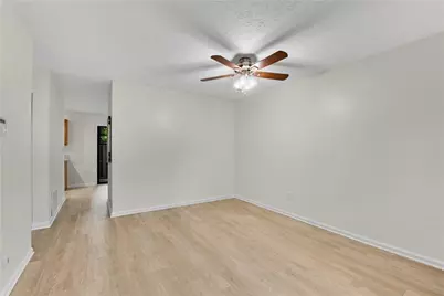 1501 Parkaire Crossing, Marietta, GA 30068 - Photo 7