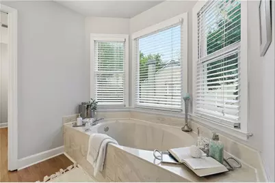 502 Defoors Lndg NW, Atlanta, GA 30318 - Photo 17