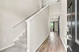 31 Wynn Wy, Pendergrass, GA 30567 - Photo 3