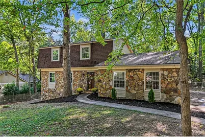 201 Hunting Creek Drive, Marietta, GA 30068 - Photo 35