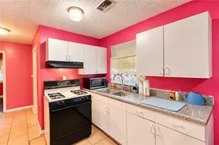 1785 Bond Dr SW, Atlanta, GA 30315 - Photo 7