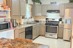 660 Meadows Ln, Social Circle, GA 30025 - Photo 11
