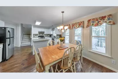 708 Kirkwood Circle, Woodstock, GA 30189 - Photo 5