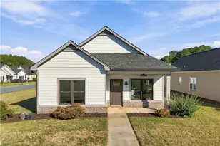 45 Courtyard Ln, Cartersville, GA 30120 - Photo 1