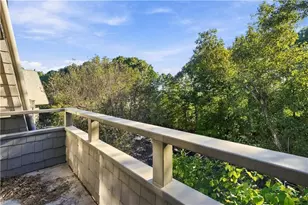 1418 Highland Bluff Dr S E, Atlanta, GA 30339 - Photo 31