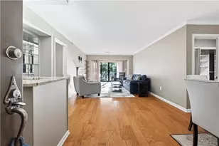 1418 Highland Bluff Dr S E, Atlanta, GA 30339 - Photo 3