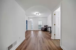 320 Kings Ct NE, Marietta, GA 30067 - Photo 17