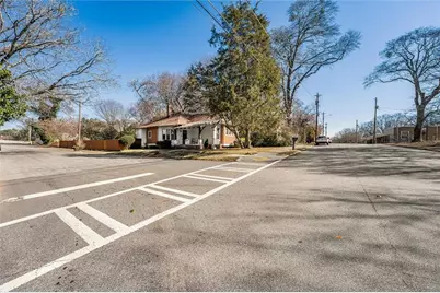 1447 Bryan Avenue, East Point, GA 30344 - Photo 3