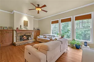 3161 Perimeter Cir, Buford, GA 30519 - Photo 21