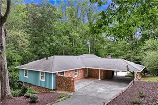 1060 Cumberland Valley Rd, Gainesville, GA 30501 - Photo 1
