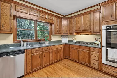 535 Autumn Wood Close, Roswell, GA 30075 - Photo 9