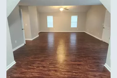 1535 Rogers Crossing Drive, Lithonia, GA 30058 - Photo 3