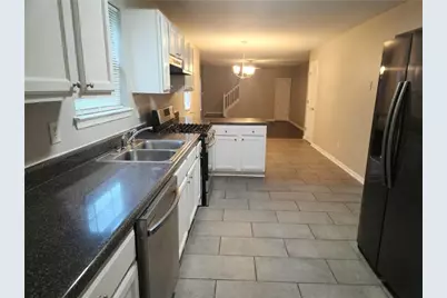1535 Rogers Crossing Drive, Lithonia, GA 30058 - Photo 5