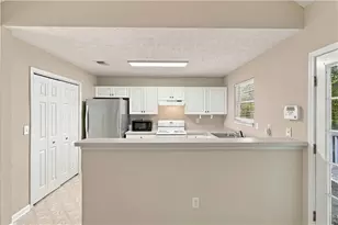 400 Camilla Cir SW, Mableton, GA 30126 - Photo 17