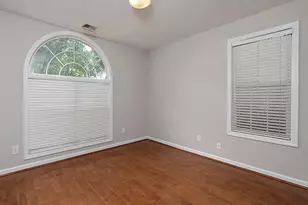 570 Olde Lauren Ct, Alpharetta, GA 30022 - Photo 27