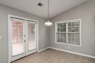 570 Olde Lauren Ct, Alpharetta, GA 30022 - Photo 19