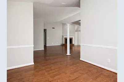570 Olde Lauren Court, Alpharetta, GA 30022 - Photo 7