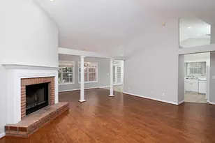 570 Olde Lauren Ct, Alpharetta, GA 30022 - Photo 9
