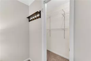 6700 Roswell Rd, Sandy Springs, GA 30328 - Photo 17