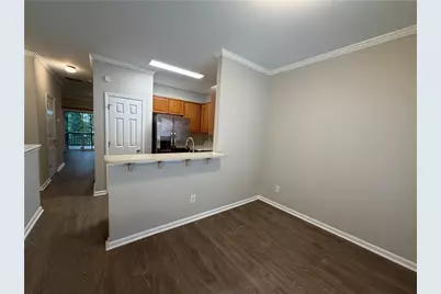 1105 Liberty Parkway NW, Atlanta, GA 30318 - Photo 9