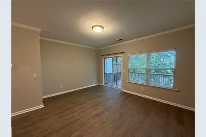 1105 Liberty Parkway NW, Atlanta, GA 30318 - Photo 5