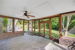 5715 Lake Island Dr, Sandy Springs, GA 30327 - Photo 31