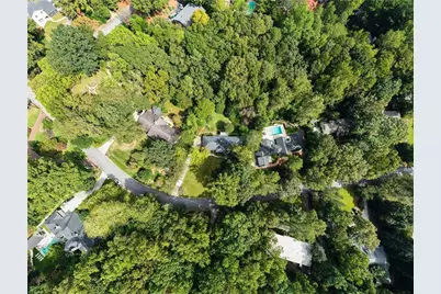 5715 Lake Island Drive, Sandy Springs, GA 30327 - Photo 5