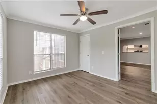 5557 Mountain Springs Cir, Stone Mountain, GA 30088 - Photo 15