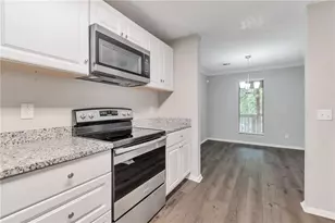 5557 Mountain Springs Cir, Stone Mountain, GA 30088 - Photo 11