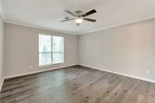 5557 Mountain Springs Cir, Stone Mountain, GA 30088 - Photo 17