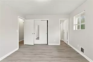 6450 Ashdale Dr, Atlanta, GA 30349 - Photo 9